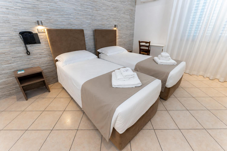 Bedroom 4, Hotel Villa Itala, Rimini