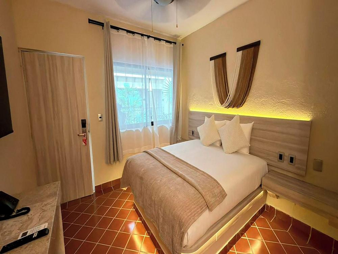 Bedroom 3, Nina Hotel & Beach Club, Cozumel