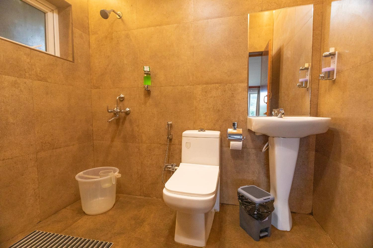 Bathroom 3, De Rock Jungle Living Resort by Lexstays, The Nilgiris
