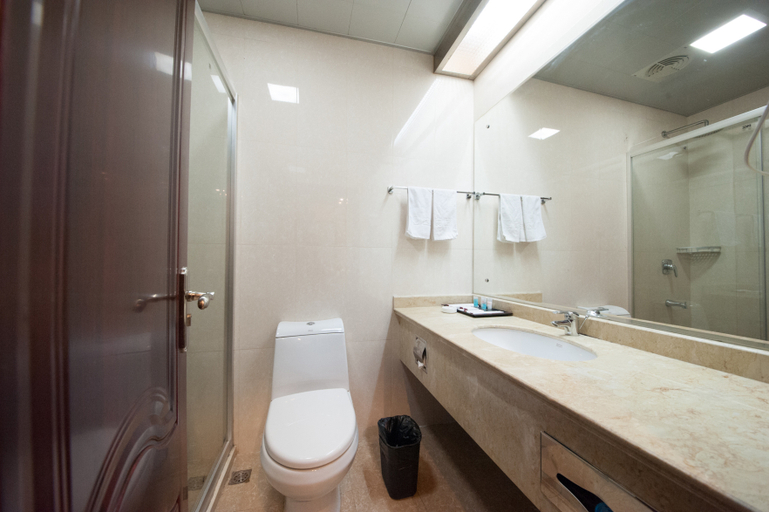 Bathroom 3, Deng Da Hotel, Yancheng