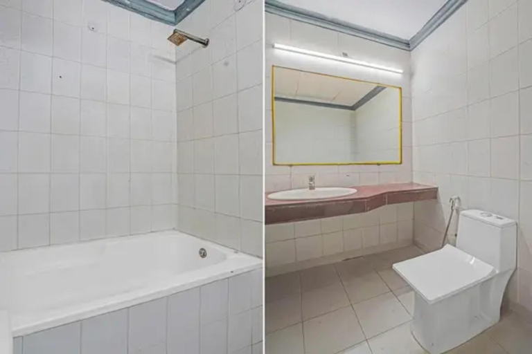 Bathroom, Iconic Residency, Delhi