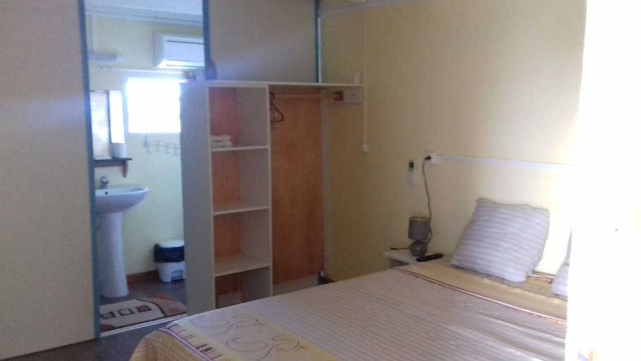 Bedroom 3, Locations Plus, Port-Louis