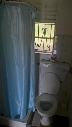 Bathroom, Namirembe Guesthouse, Kampala