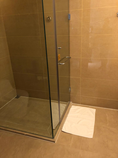 Bathroom 3, Swan City International Hotel, Sanmenxia