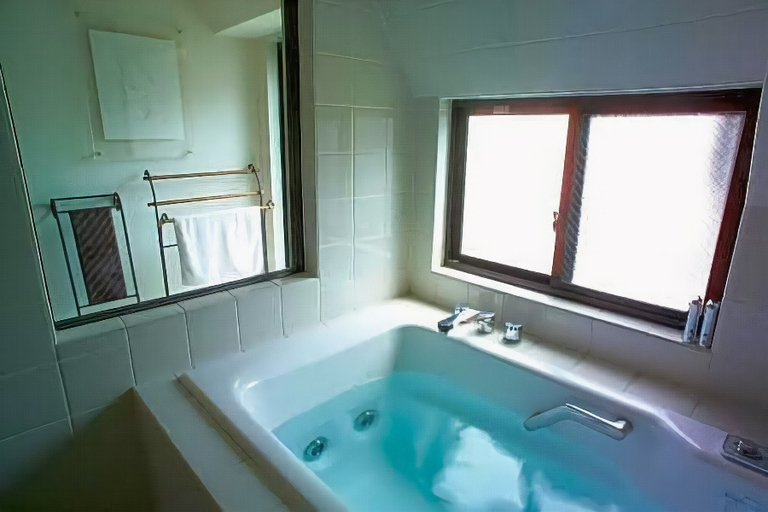 Bathroom, Tabiyu Abrigo, Nishinomiya