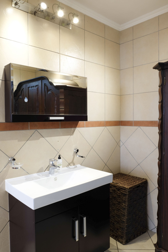 Bathroom 4, Waterkloof Guest House, City of Tshwane