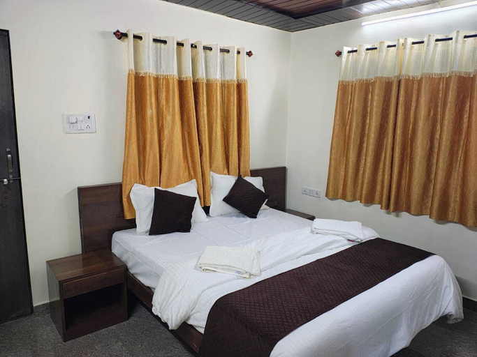 Room 4, Shree Maa Vaishno Hotel & Resort, Ujjain