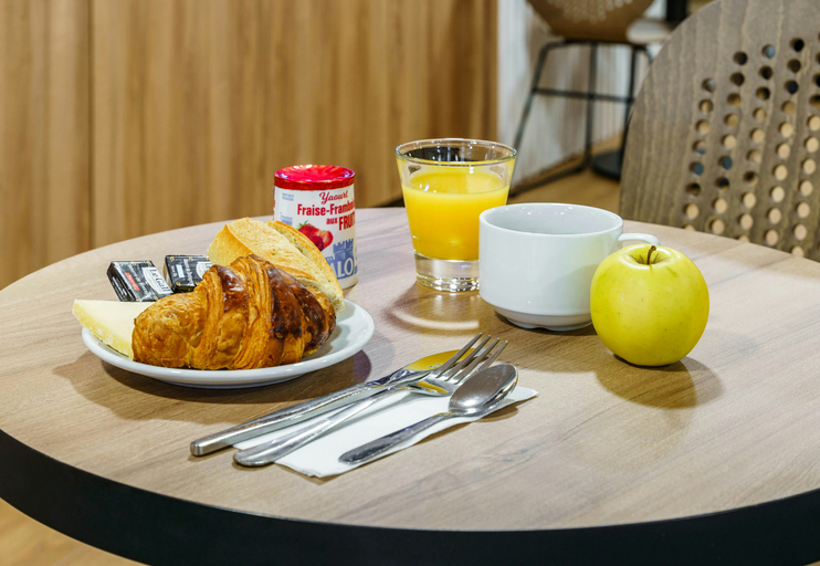 Food & Drinks 4, B&B HOTEL Amneville-les-Thermes, Moselle