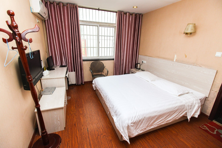 Bedroom 2, Jinghua Hotel, Chuzhou
