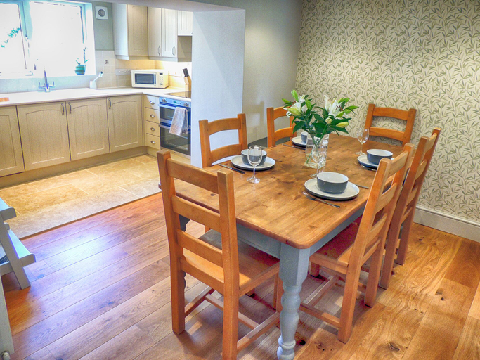 Food & Drinks 4, Woodbine Cottage, Gloucestershire
