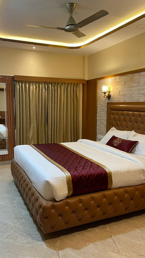 Bedroom, EV Royal Inn, Vellore