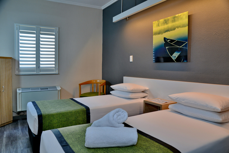 Bedroom 4, Road Lodge Umhlanga Ridge, eThekwini