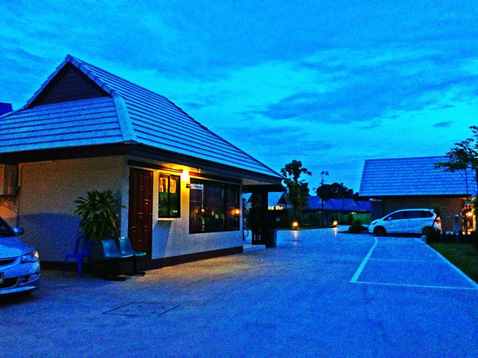 Exterior & Views 5, Kwankeaw resort, Muang Nakhon Sawan