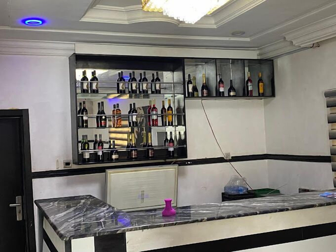 Food & Drinks 4, Cottage Hotel, Bwari