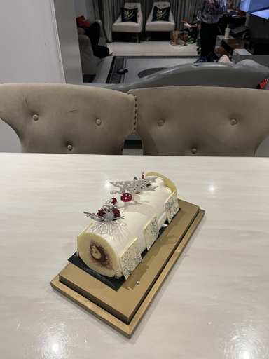 Food & Drinks, TJ Homes, London