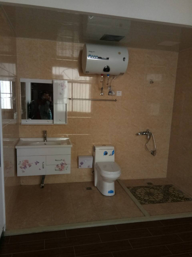 Bathroom 5, Huijia Inn, Huangshan