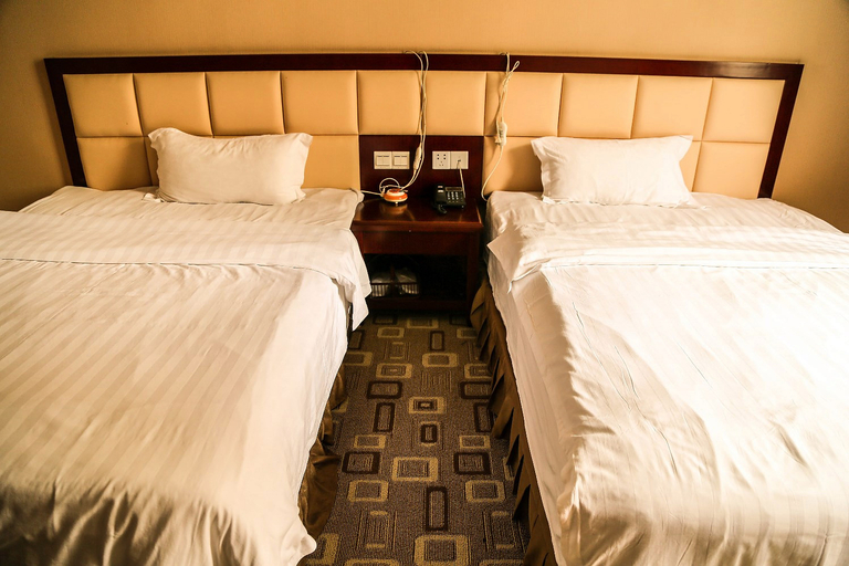 Bedroom, Huacheng Hotel, Zigong