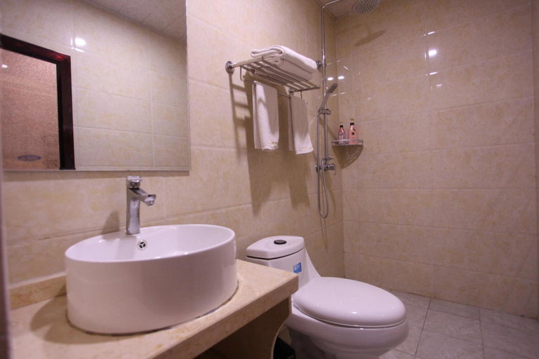 Bathroom, Hexingshun Hotel, Chengdu