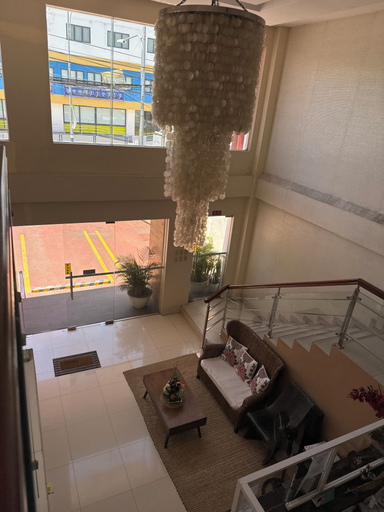 Others 3, サーディーズツーリストイン, Legazpi City