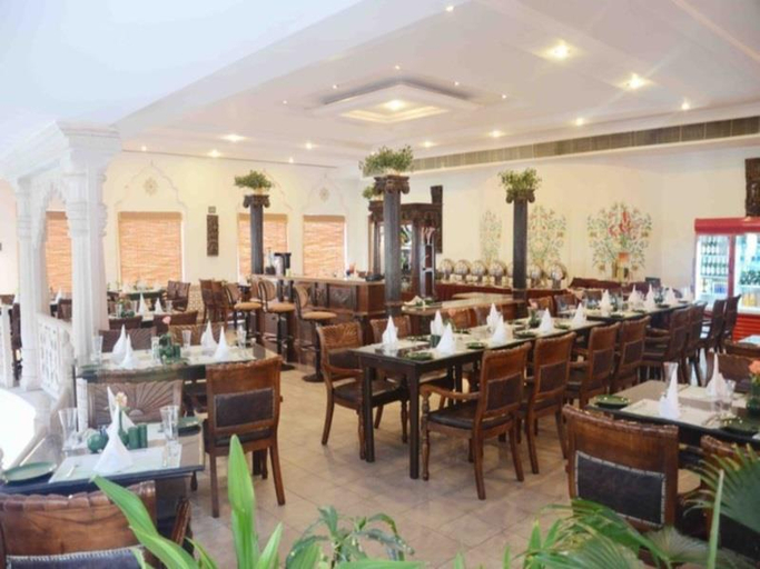 Food & Drinks, Hotel Gold Palace & Resort, Jaipur