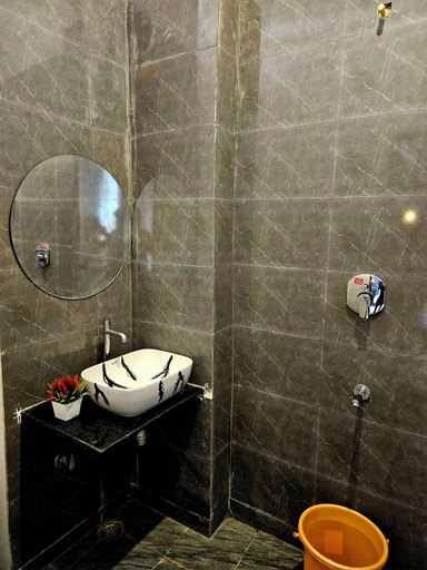 Bathroom, The Indraj Palace Hotel, Jaipur