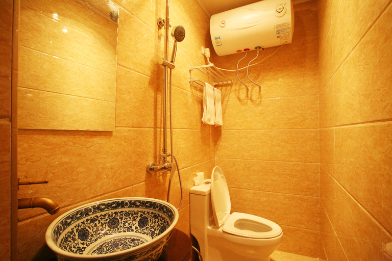 Bathroom 3, Pingyao Permanent Palmy Inn, Jinzhong