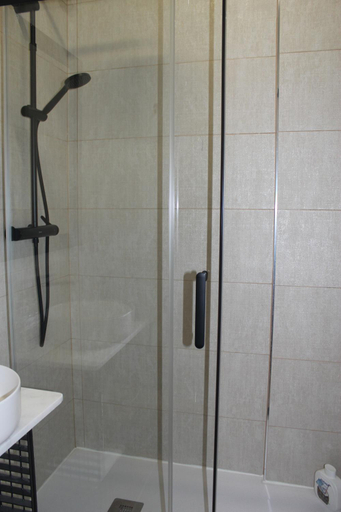 Shower 1, Lotel Casa Noble La Solana, Valencia