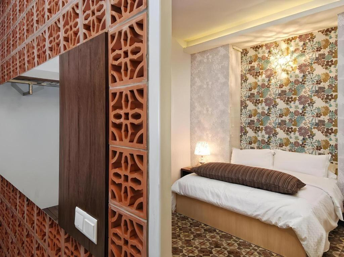 Bedroom 3, Courtyard @ Heeren Boutique Hotel, Malacca City