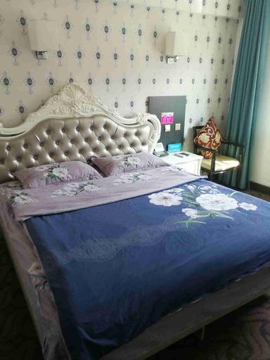 Bedroom 2, Burqin Jiadengxuan Hotel (Shenhu Road), Altay