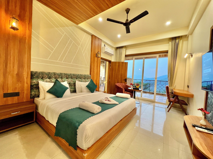 Bedroom 3, The Dunhill Manor, Garhwal