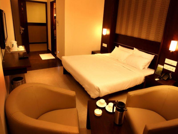 Bedroom 3, Sunflower Hotel, Mysore