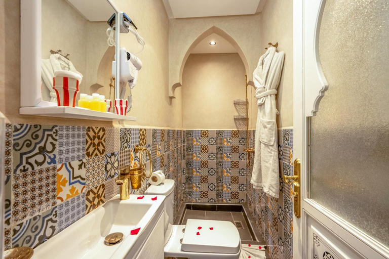 Bathroom, Riad El Ghali Prestige, Marrakech