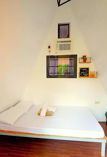 Bedroom 2, Ayong's Adventure Park, Silang