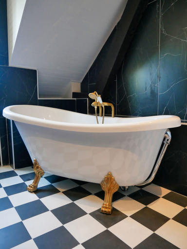 Bathroom 3, Chateau Camiac, Gironde
