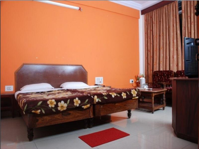 Bedroom 5, Hotel Kannika International, Kodagu