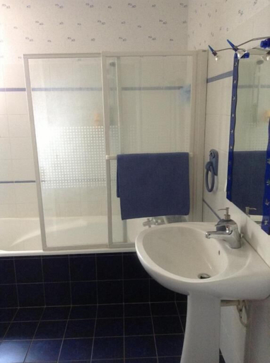 Bathroom 3, クロワ ブランシュ, Loire