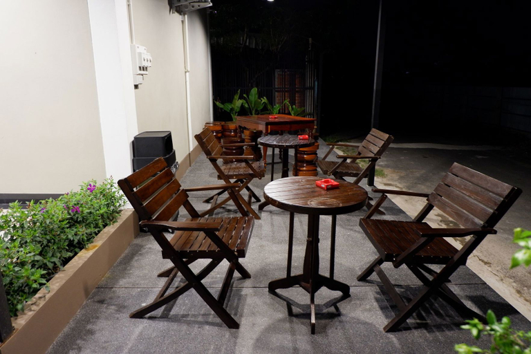 Others 5, The Gun Hotel, Muang Surin