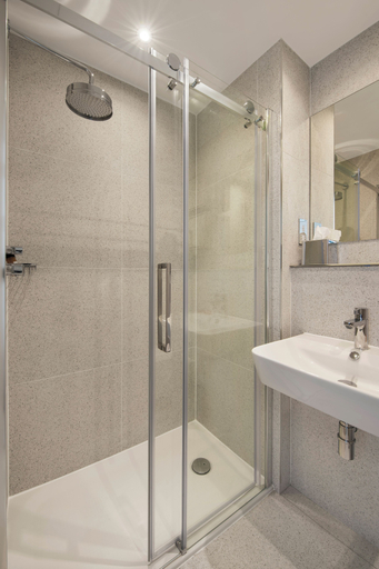 Bathroom 4, Micklegate By Supercity Aparthotels, York