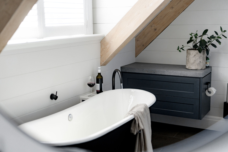 Bathroom 4, Linnaeus Suite, Berry - by Linnaeus Collection, Shoalhaven - Pt B
