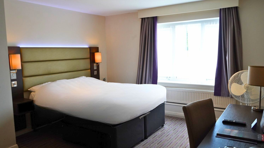 Bedroom 3, Charter Hotel Bournemouth, Bournemouth