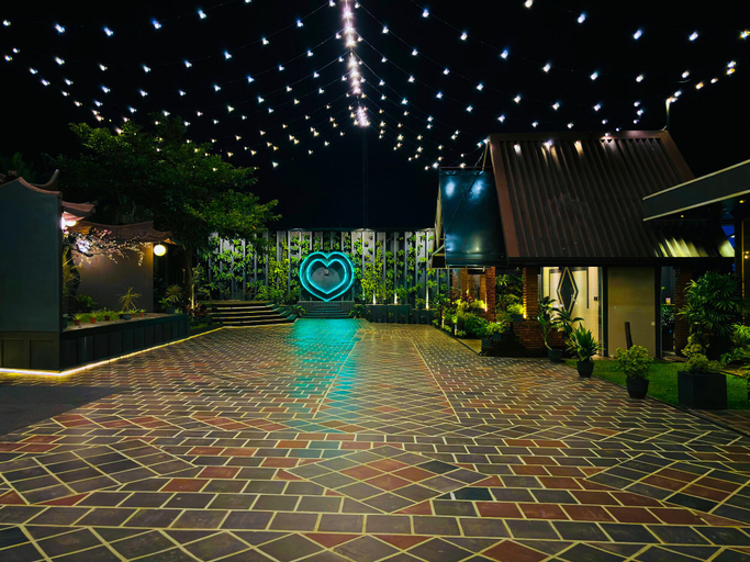 Others 5, Yuki Grand Hotel, Kaduwela