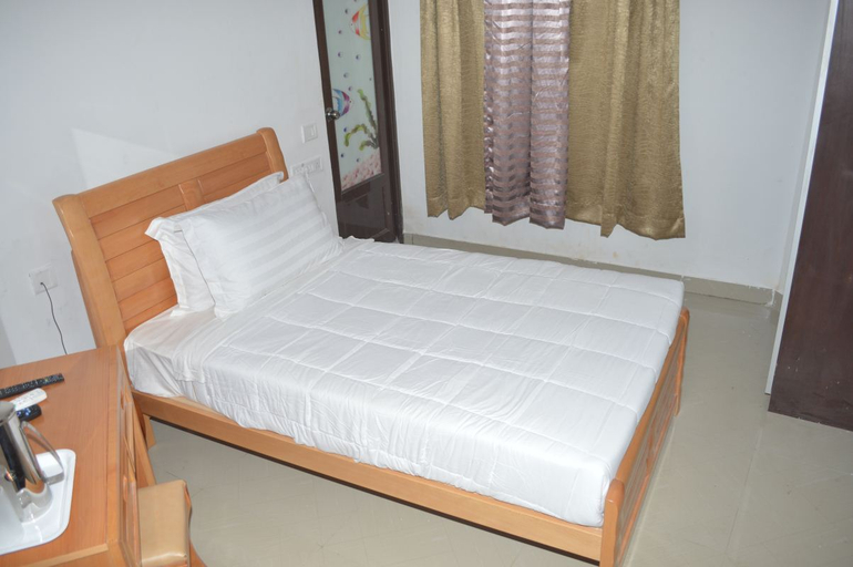 Bedroom 3, Hotel Landmark, Khordha