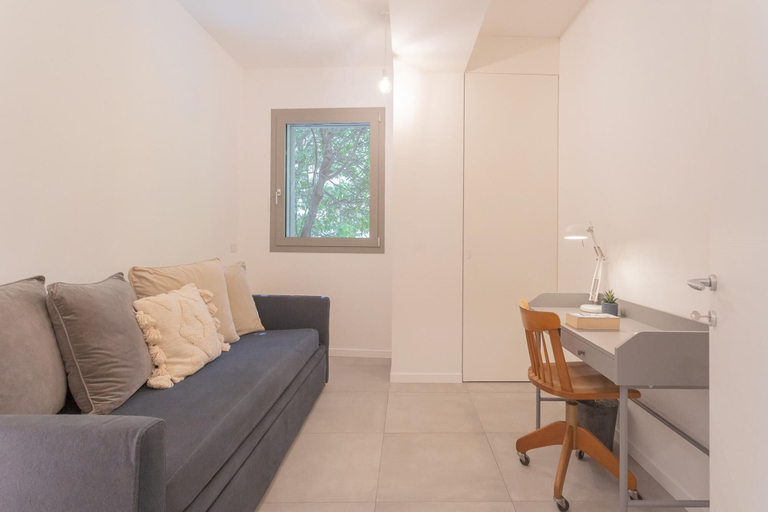 Room 4, Salvia Ginepro Apartments, Como