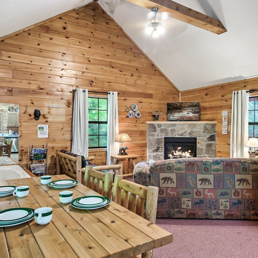 Room 3, Firepit I Between Pigeon Forge Gatlinburg I Hottub, Sevier