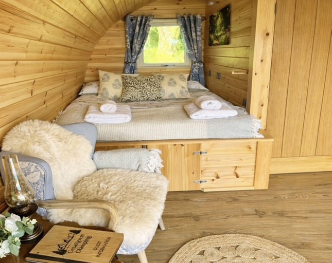 Room 5, Cesailgwm Glamping Snowdonia, Gwynedd