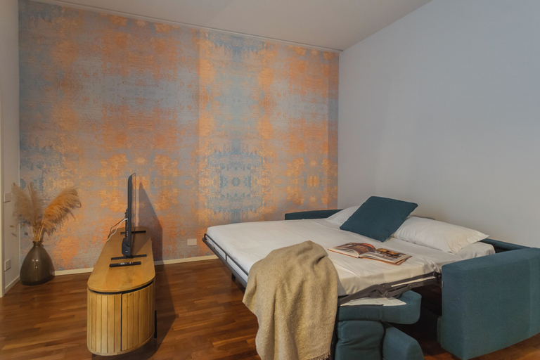 Living area 5, Como Liberty Suites - Gatsby by Rent all Como, Como