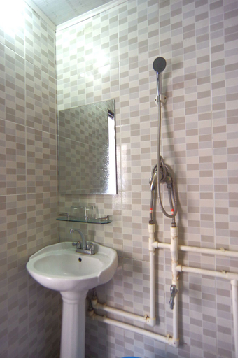 Bathroom 3, Shuda Business Hotel (Wuming Bus Terminal Jiangbin Road Branch), Nanning