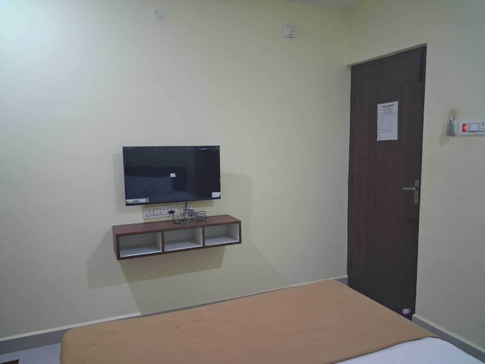 Room 5, SAKTHI RESIDENCY, Tiruvannamalai
