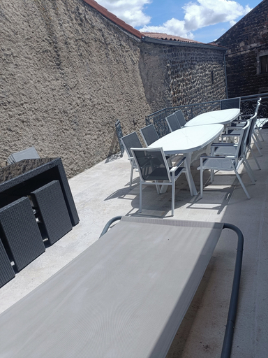 Terrace/patio 2, Gîte Maisolys, Haute-Loire