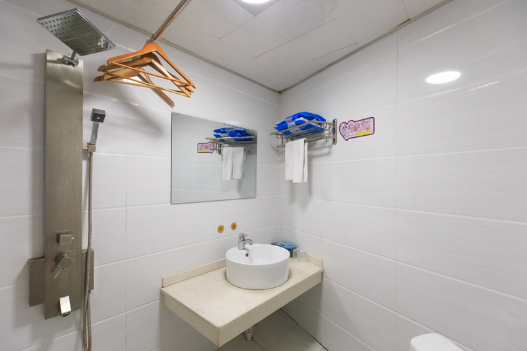 Bathroom 2, Wuyue Yangguang Hotel (Hengyang Railway Station), Hengyang